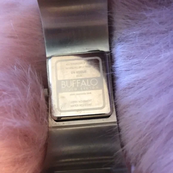 MONTRE Buffalo - Picture 3 of 3